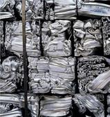 Na het sorteren is het aluminiumschroot klaar voor hersmelting