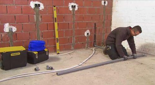 EQUIPEMENTS SANITAIRES