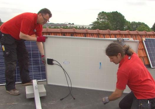 Kan je zelf zonnepanelen leggen