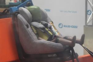 Naast frontale testen zijn sinds de zomer van 2017 ook zijwaartse crashtesten verplicht volgens de Europese normen