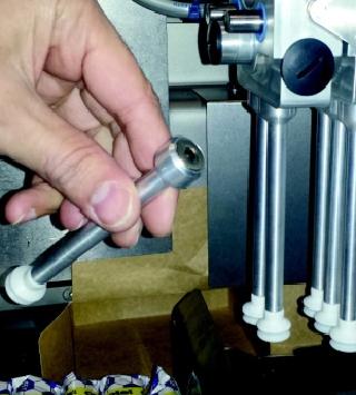 Zuignappen van de gripperkop zijn magnetisch en 'toolless' om te stellen