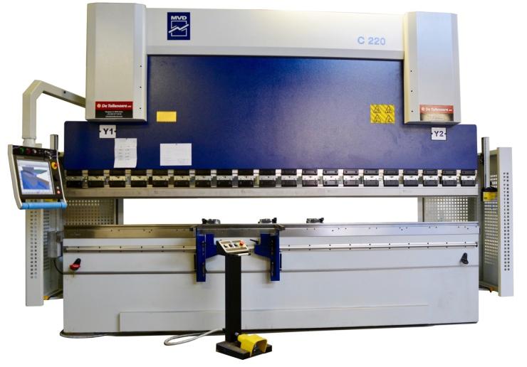 Bij Stiel-Art kozen ze voor de meest volledige besturingsvariant, met touchscreen en 3D-weergave op de HMI.