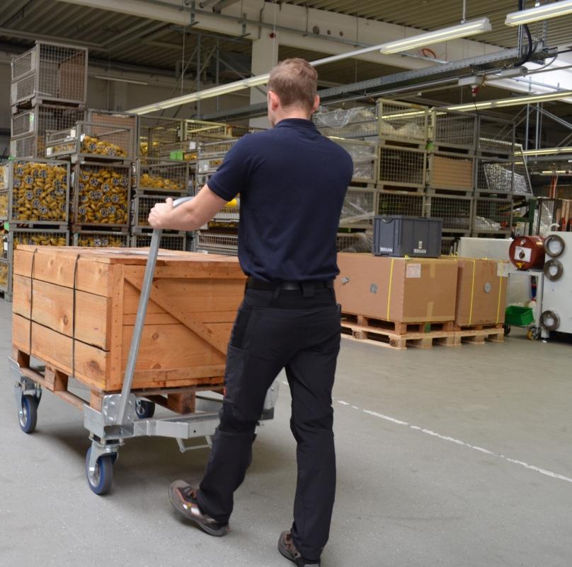 Wielen faciliteren het transport van zaken die te belastend of onhandig zijn om op te heffen