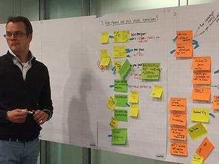 Ronald Wielinga (Vicevoorzitter NPT) tijdens de strategiesessie van het NPT-bestuur