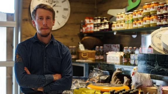 Dimitri Pikaerts (Slagerij Pikaerts): “We zien dat er bij de klanten echt vraag is naar thuislevering”